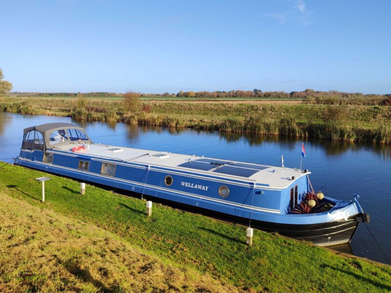 Completely bespoke Viking 60 x 12 ft widebeam for sale in Cambridgeshire UK