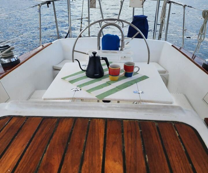 1979 Sailboat Morgan 382 For Sale In Miami, USA