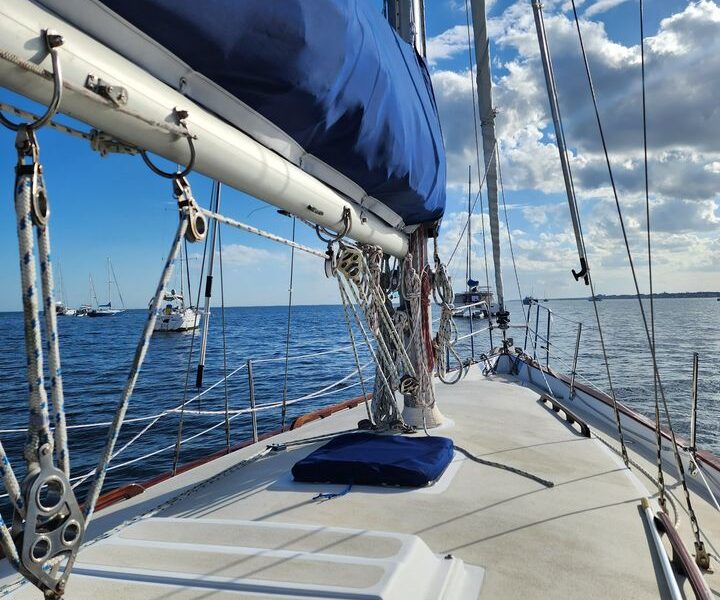 1979 Sailboat Morgan 382 For Sale In Miami, USA