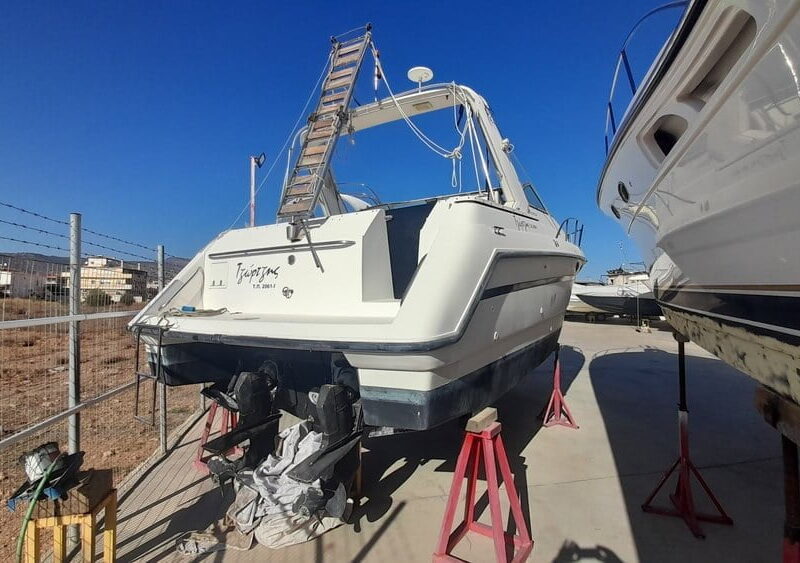 1992 Chaparral Signature 30 Motorboat For Sale In Greece