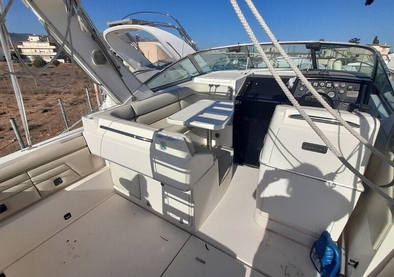 1992 Chaparral Signature 30 Motorboat For Sale In Greece