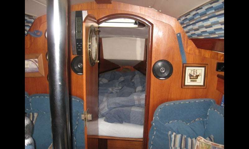 1990 Jeanneau 31 Sunlight For Sale In Greece