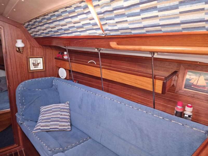 1990 Jeanneau 31 Sunlight For Sale In Greece