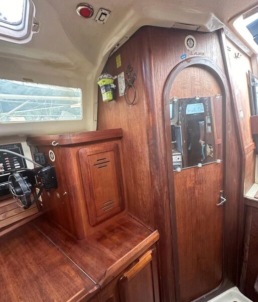 Hunter 336 For Sale In Panama