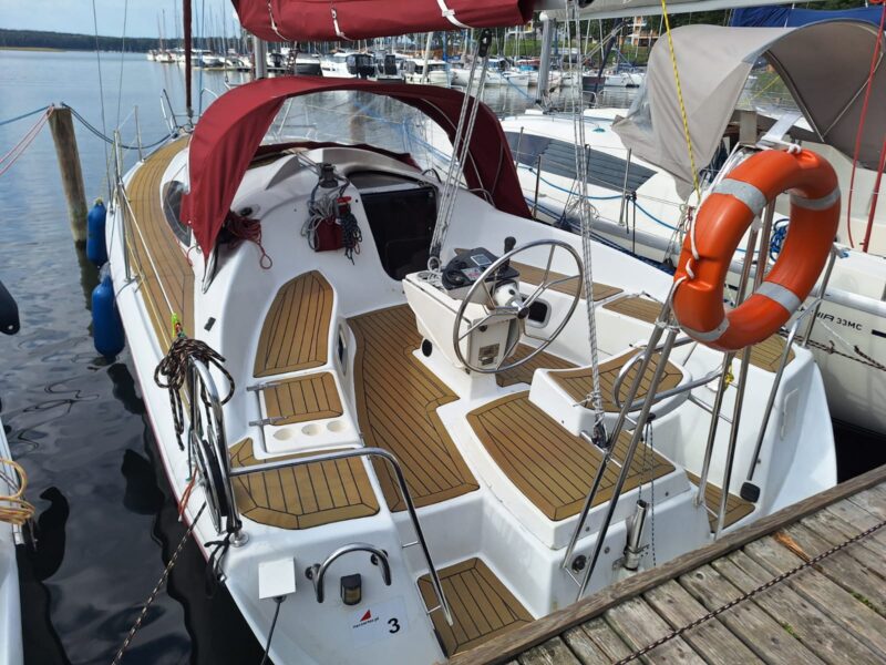 Sailboat Twister 32 For Sale In Poland