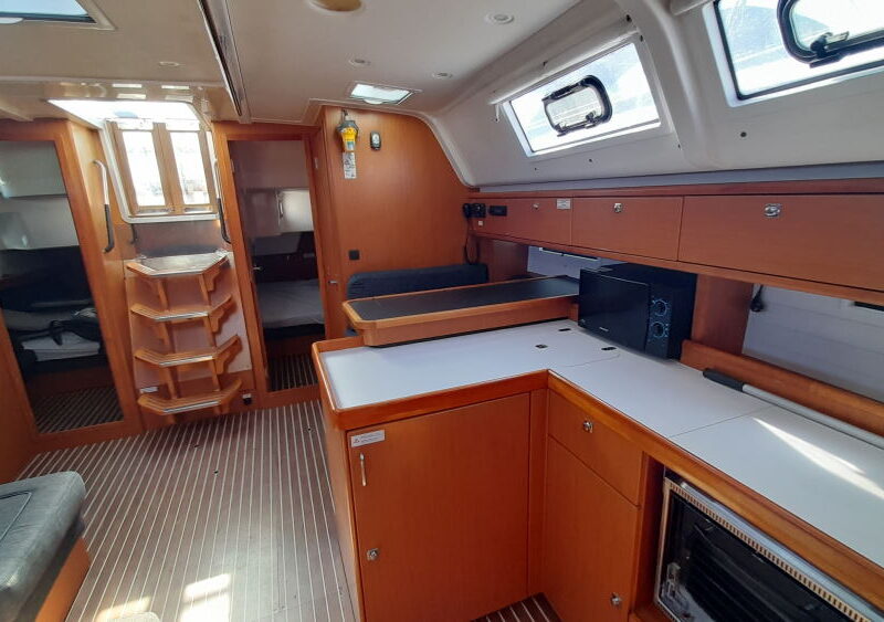 Very Good Condition 2015 Bavaria 51 Cruiser For Sale