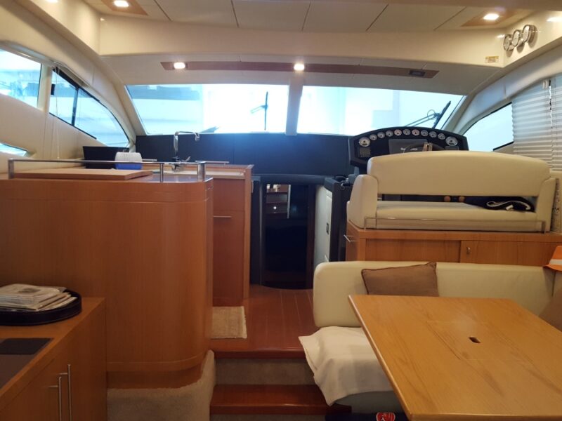Rodman Muse 44 Fly
