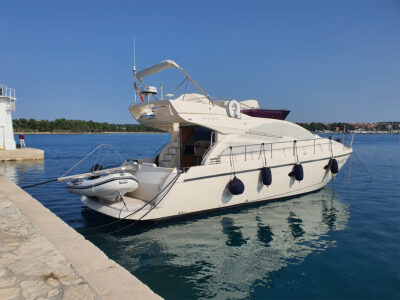 Rodman Muse 44 Fly
