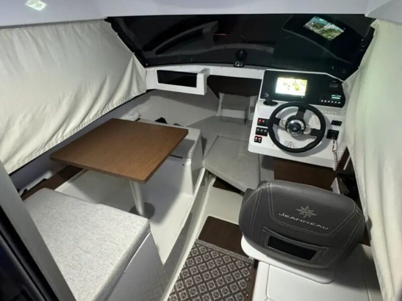 Jeanneau Merry Fisher 605