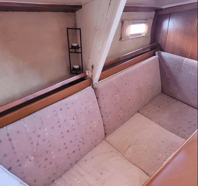 Well-Maintained Spear 30 – Ready to Sail!