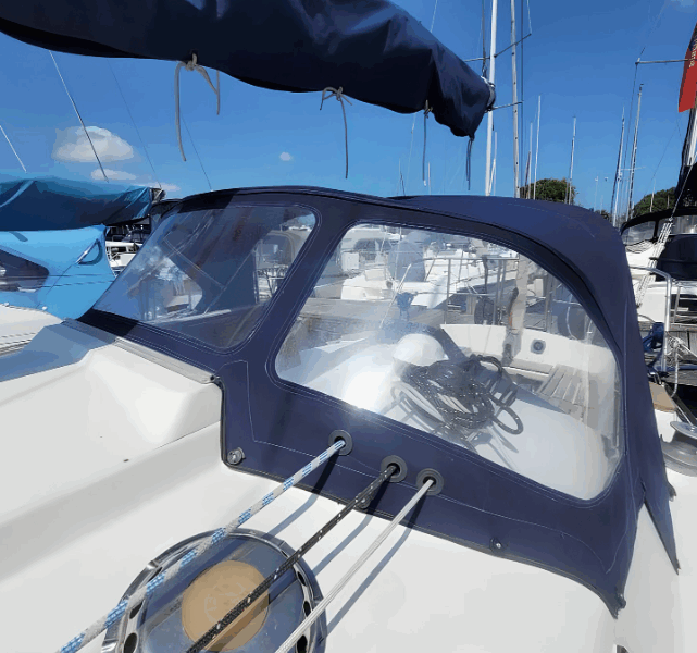 Well-Maintained Spear 30 – Ready to Sail!