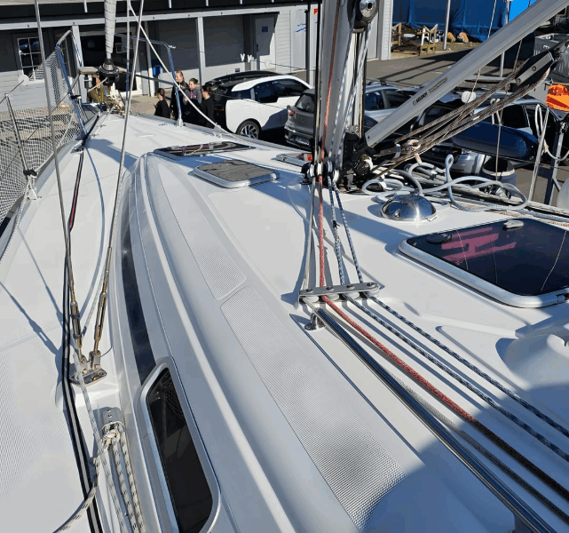 Bavaria 36AC – 2-Cabin Cruiser in Excellent Condition €50,129
