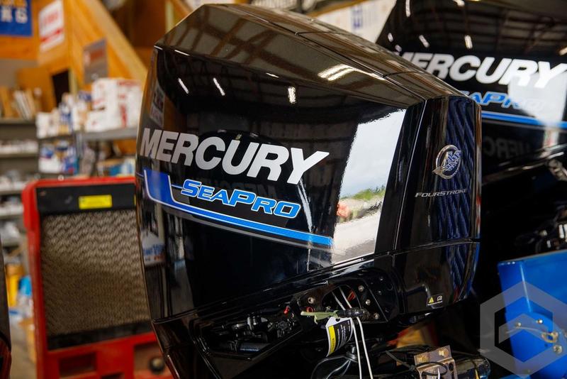 Mercury SeaPro 200 HP 3.4L V6 Outboard Engine