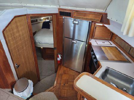 1987 Sea Ray Aft Cabin 360