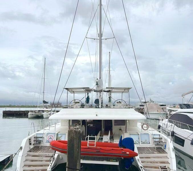Lagoon 620 Luxury Owner-Version Catamaran Location: Cebu, Philippines