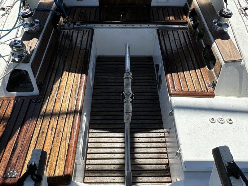 30’ Centreboard Aluminum - Dazibao, JF Andre