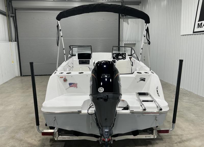 New Stingray 172DC