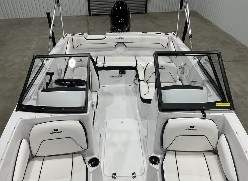 New Stingray 172DC