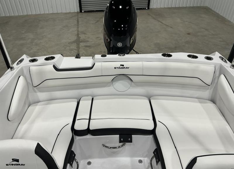 New Stingray 172DC