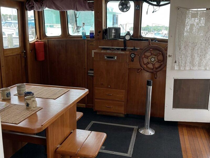 101 FT (31M) STEEL MOTOR YACHT + 35 FT STEEL TRAWLER INCLUDED